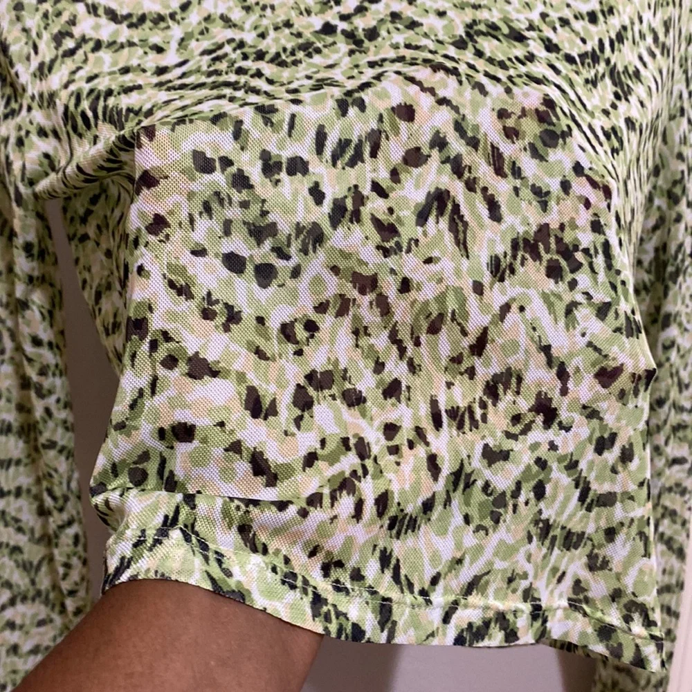 BarIII Sheer Long Sleeve Crop - Picture 4 of 5